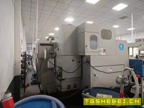 日本津上VA4高速加工中心,同款2台,BT40主轴,10000.