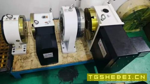 全新镒钢250四轴,可配三菱或发那科系统,中心高160,.