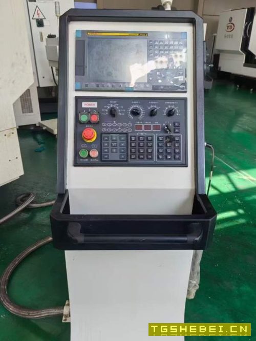 新到易动智能4500型材加工中心,BT40主轴,MF系统,Z.