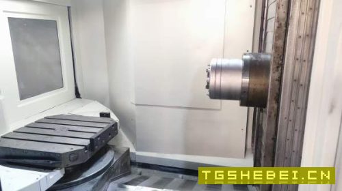 普什宁江630双工位卧加、新机160多万、发那科MF系统,.