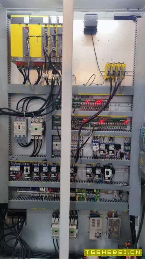 普什宁江630双工位卧加、新机160多万、发那科MF系统,.