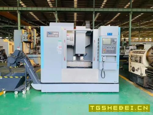 全新机:力威科技CV1175L加工中心,相当于855,三轴滚.