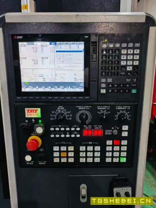 台钲850加工中心2022三菱M80系统三轴线轨,BT40主轴直.