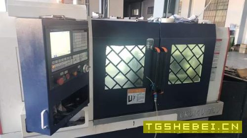 刚刚买下一台9成新6140数控车床，原版原漆，导轨蹭亮.
