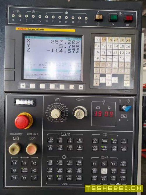 台湾友佳FVP-800A立式加工中心发那科MD系统,带USB接.