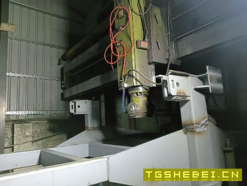 在位出售东方机床厂重型B2025龙门刨床,装上铣头就是.