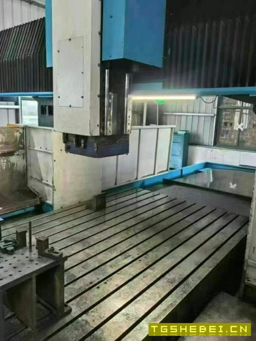 2021年出厂台湾永钜龙门加工中心一台,工作台4x2米配1.