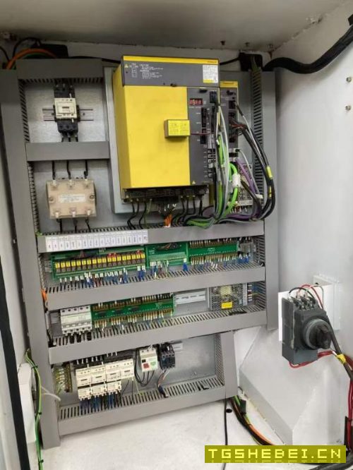准新机,巨高重型850H加工中心1台,