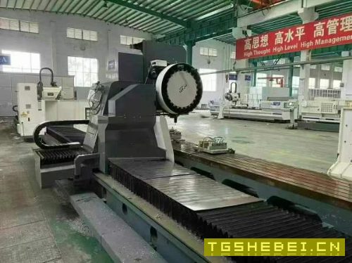 还剩后一台普拉迪数控科技PYB-CNC6500型材机,铸铁床.