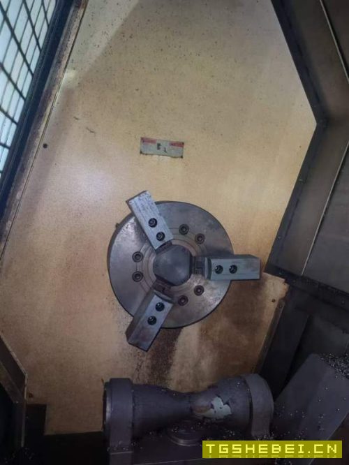 长城LC63重型数控车床,加工直径780,加工长度3300,.