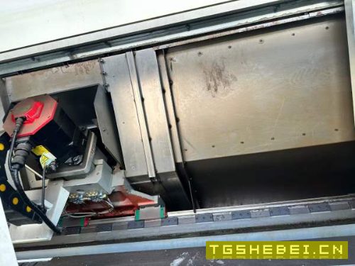 还有后两台精品云南数控车床，回转直径570，加工长度1.