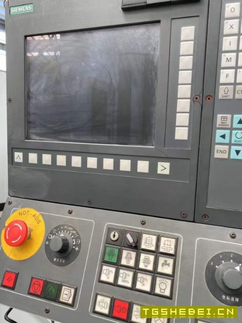 出售05年北一机XKA714F，XKA714A数控铣床，一台发那科.