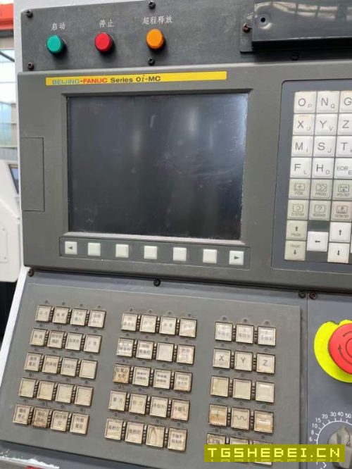 出售05年北一机XKA714F,XKA714A数控铣床,一台发那科.