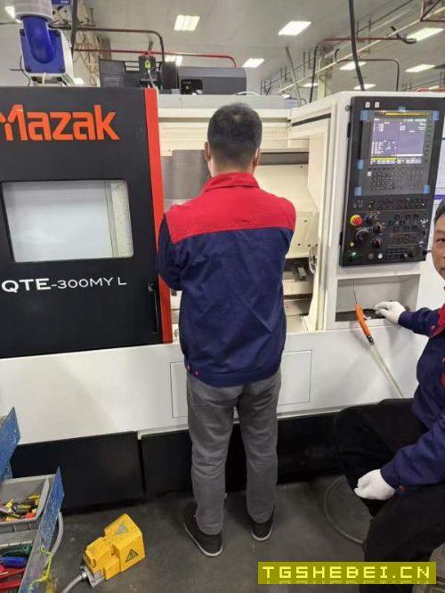 两台准新马扎克车铣复合，一台QTE100MYL，6寸卡盘，12.