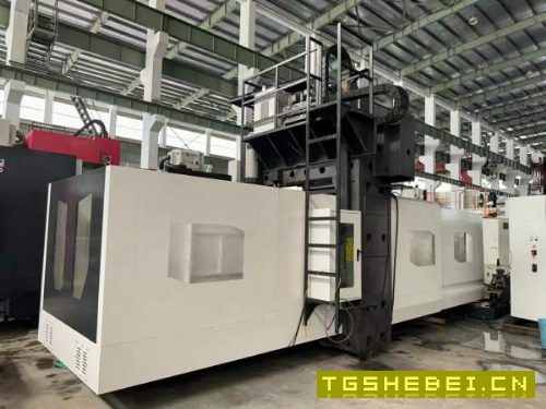 新到广东宝熠2516龙门两台,工作台1.42.5米,门宽1.65.