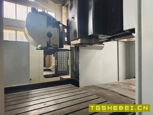 海天GLU1620龙门加工中心发那科MD系统BT50刀柄齿轮传.