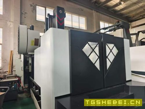 海天GLU1620龙门加工中心发那科MD系统BT50刀柄齿轮传.