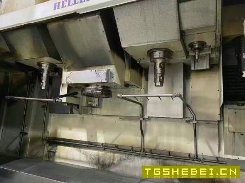 新机1000多万,一折不到,出价就卖仅卖三天发动机缸体.