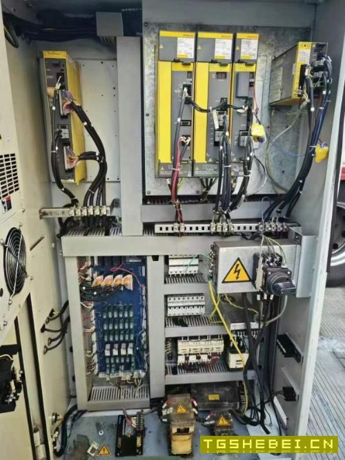 同款3台,程泰GLS200数控车床,8寸液压卡盘,带尾座,.
