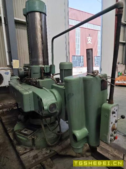 洛阳仓库新春大酬宾出售95年中捷Z3140A万向摇臂钻，全.