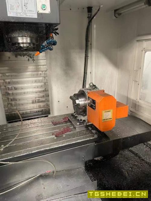 2023年德扬855加工中心，安装少用，带200四轴，三菱系.