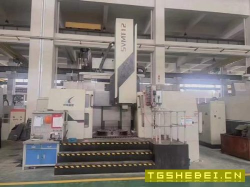 中传重工1.25米立式车铣复合加工中心型号:SVMT12工作.