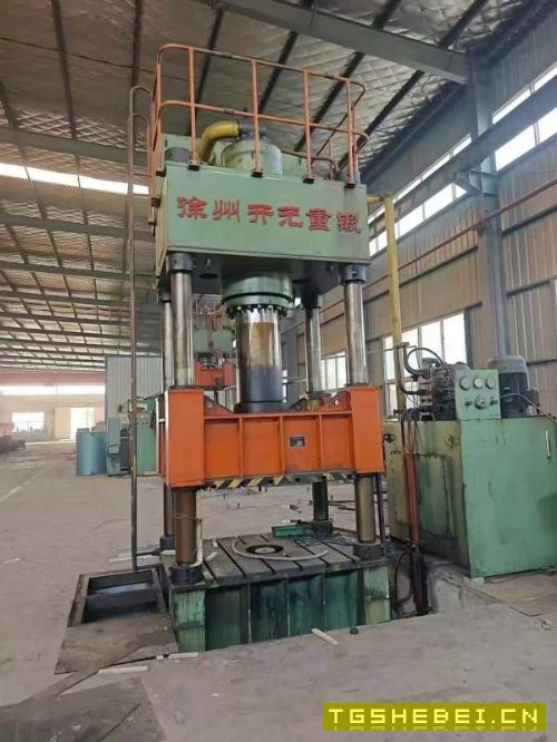 徐州500吨四柱液压机,台面1.4米1.4米,开口1.5米,行.