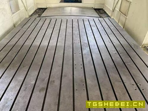刚刚买下江苏晋星超宽4042数控龙门铣床,工作台4米3.6.