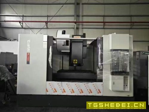 全新台湾大侨1580加工中心,BT50主轴,24支刀库,FANU.