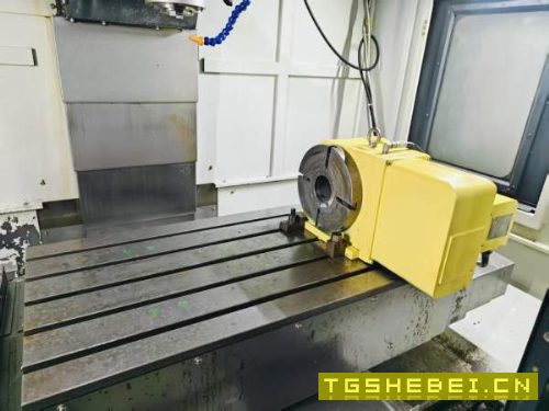 新到一台台湾大侨允德855重型四轴加工中心,自重6.2吨.