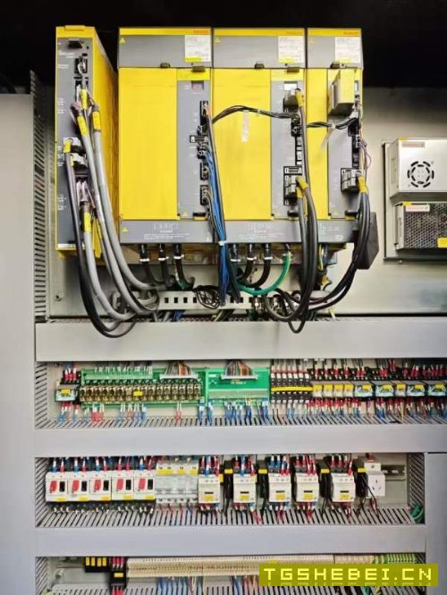 纽威VNL803H数控立车,回转直径1000,加工高度600,转.