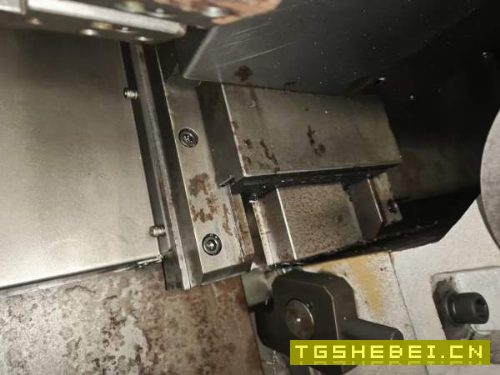 还有3台云南精机琥正10寸数控车,加工长度1500mm,发.