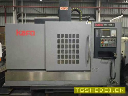 2019年台湾高峰1050加工中心，三轴线规BT40刀柄，主轴.