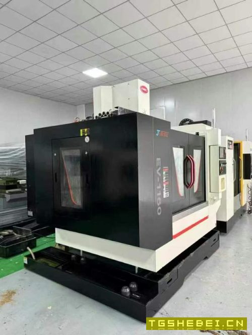 2022入年厂闲置未用乔E峰V-1160立加三轴滚柱导轨.三菱.