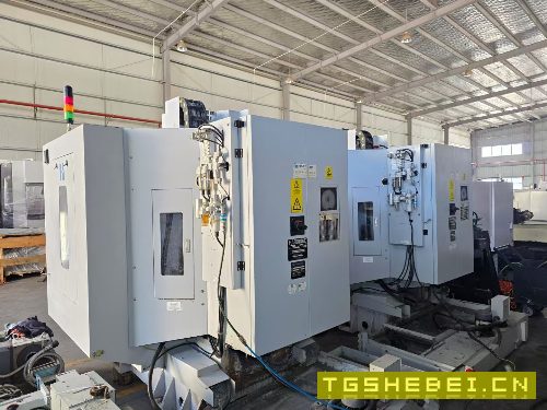 同款2台美国哈挺GX710PLus小钢炮加工中心，BT40主轴/.