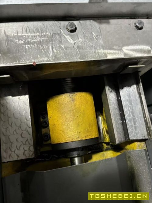上海MKA1320/750数控外圆磨床