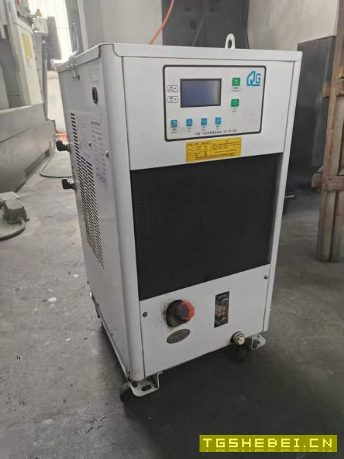 1380加工中心,发那科普拉斯系统,Y4轨bt50主轴