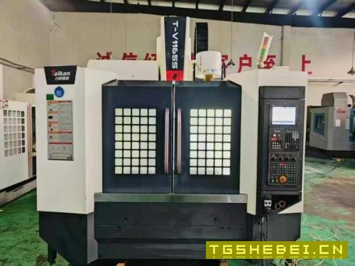 新到一台2021年台群1165S四轴加工中心，带全套170四轴.