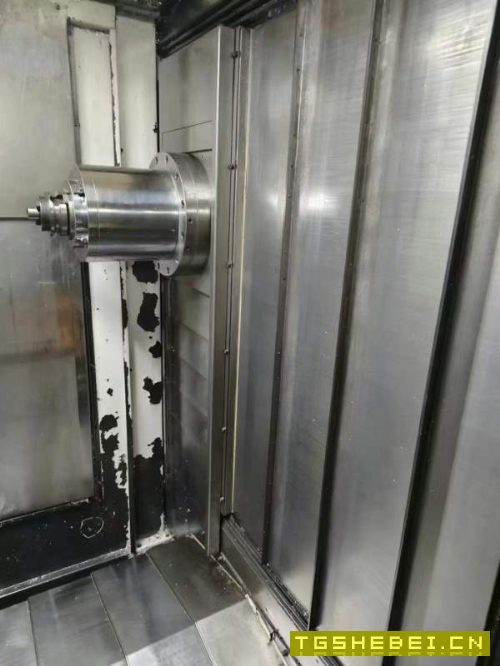 台湾高峰500卧式加工中心大功率电主轴BT50，1万转。三.