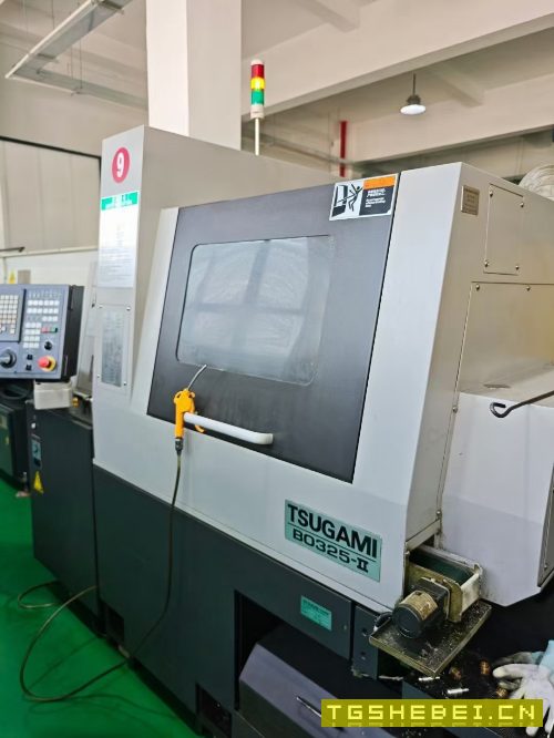同款两台日本津上走心机B0325-II,棒料通过尺寸32mm,.
