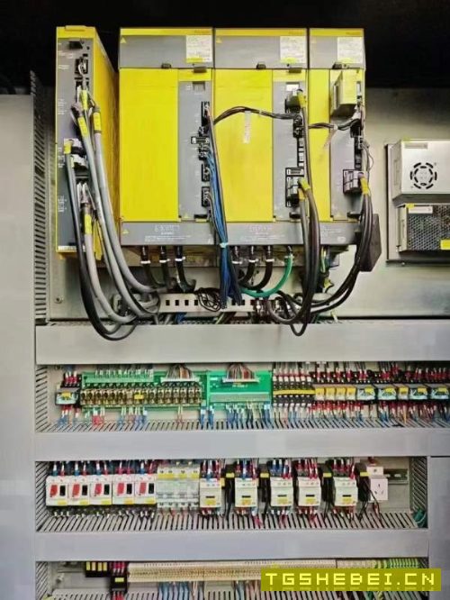 纽威VNL803H数控立车，回转直径1000，加工高度600，转.