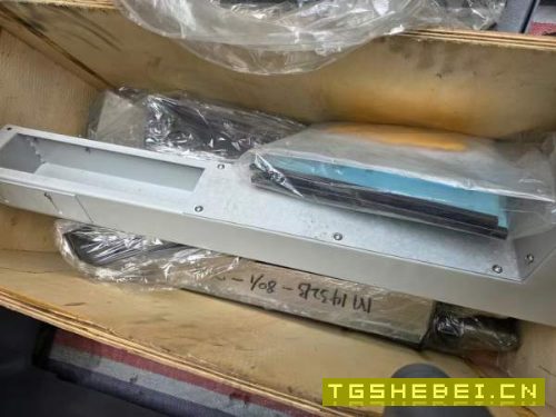全新未拆封威海华东MK数控外圆磨,带两套在线测量,全.