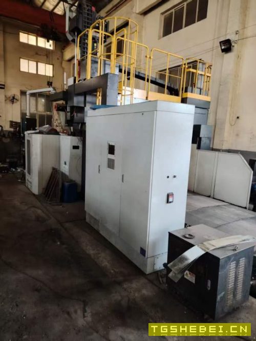 工厂在位2022年准新海天4028数控龙门，带全自动铣头工.