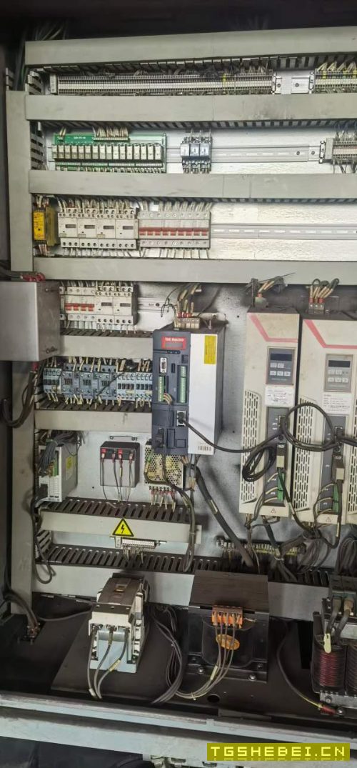 1060加工中心同款还剩4台沈阳i5加工中心。工作台面积:.
