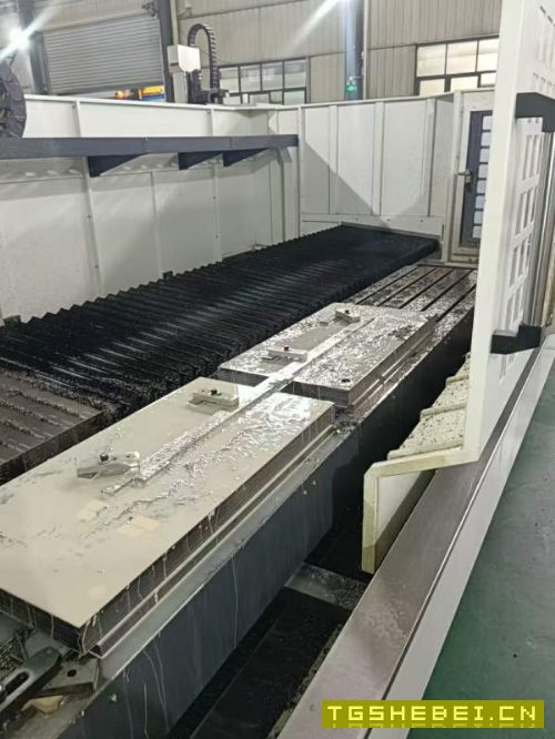 福建泉州工厂刚刚买下4台普拉迪4500加工中心(BT40).