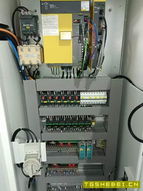 福建泉州工厂刚刚买下4台普拉迪4500加工中心(BT40).