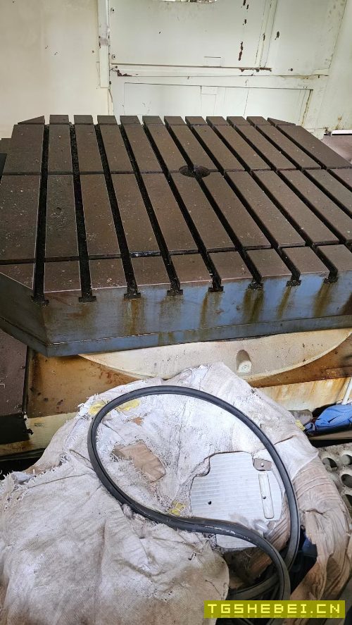 美国辛辛那提1250六工位卧式镗铣加工中心