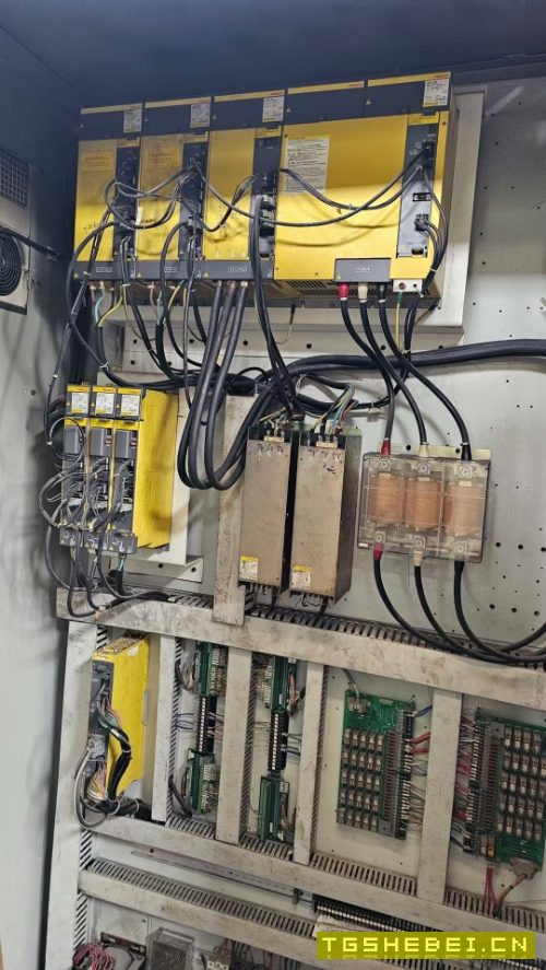 美国辛辛那提1250六工位卧式镗铣加工中心