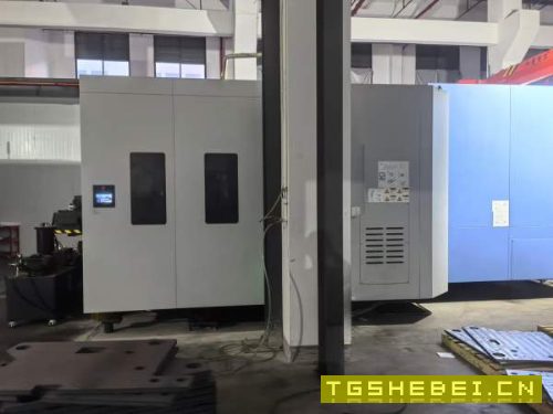 浙江工厂刚买一台24年斗山NHP8005卧式加工中心