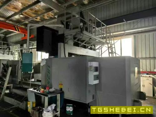 准新型重珂业2518门龙加工中心两线一硬导轨YX轴日本TH.